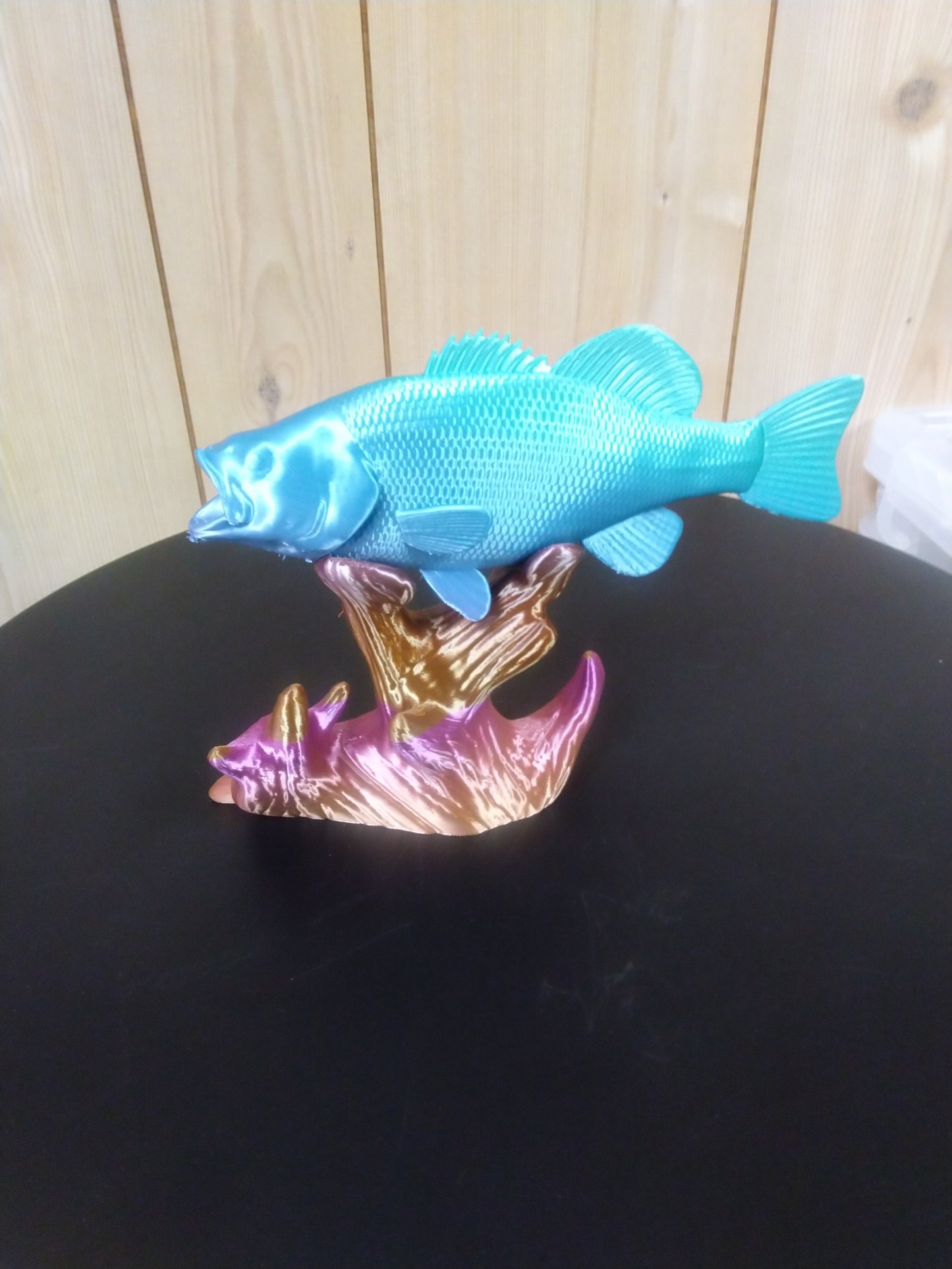3d Printed Fish With Coral Stand