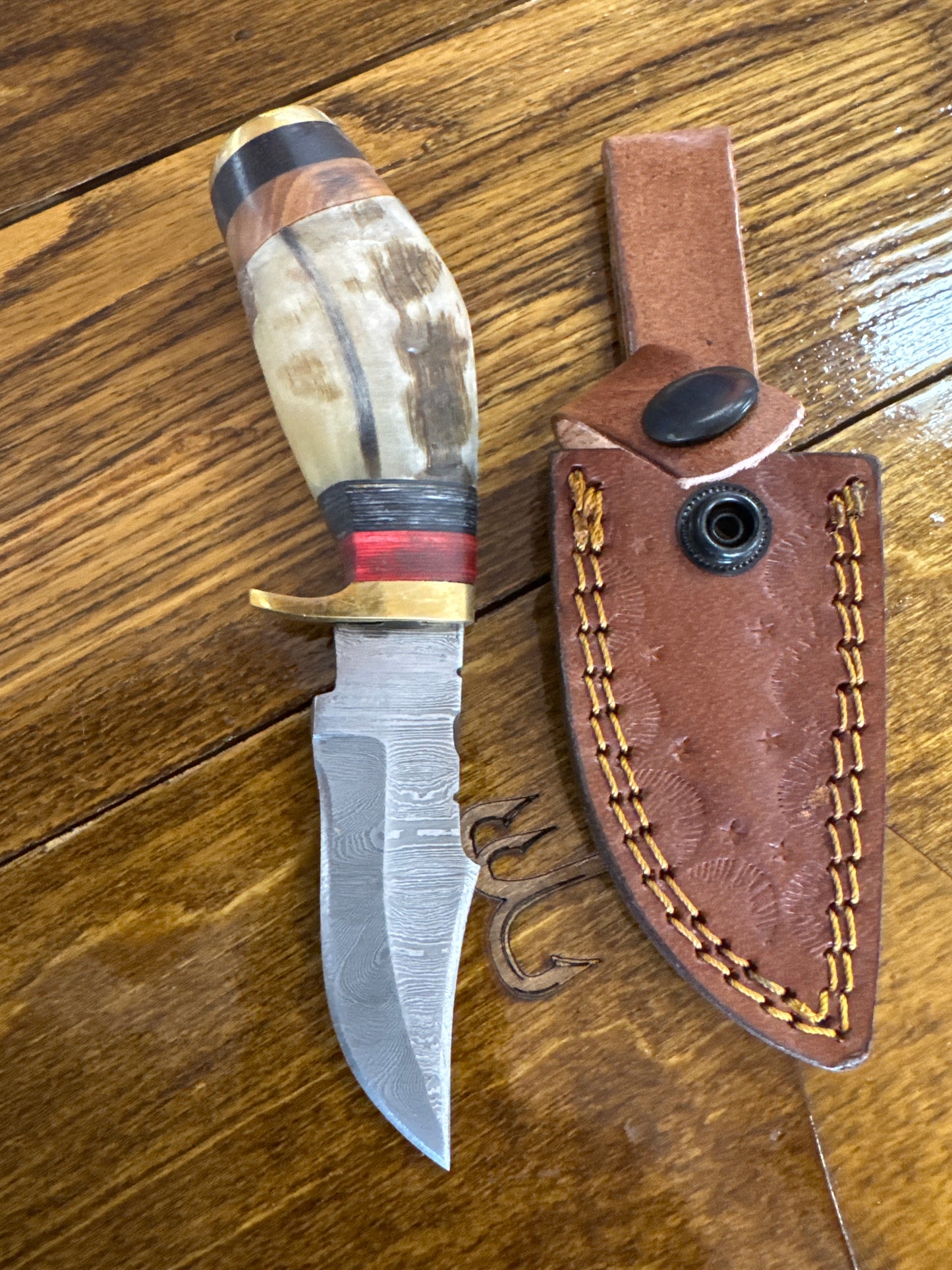 Elk handle knife